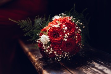 red wedding bouquet