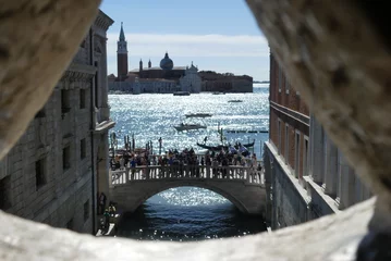 Cercles muraux Pont des Soupirs view from the Bridge of Sighs, Venice, Italy