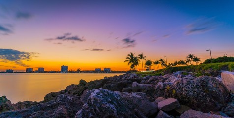 sunset sunrise sea landscape water sky beach sun nature cloud ocean coast rock beautiful horizon summer orange florida dusk populated © Alberto GV PHOTOGRAP