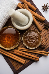 Fototapeta na wymiar Cinnamon Honey Ayurvedic Face mask made using daalacheenee or Dalchini powder mixed with Shahad, selective focus