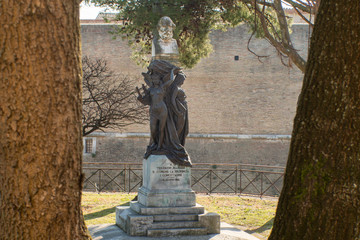 monumento a terenzio mamiani a Pesaro