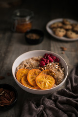 porridge avoine fruits et oranges confites