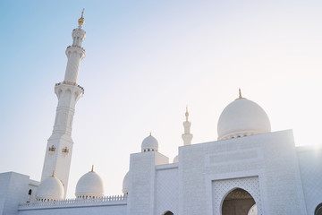 Fototapeta na wymiar Sheikh Zayed Mosque, Abu Dhabi, United Arab Emirates.