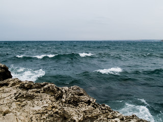 sea and rocks
