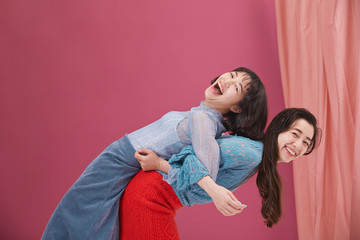 女性たちのポートレート