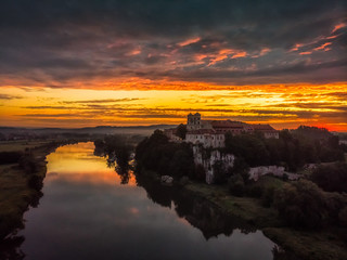 Opactwo w Tyńcu o wschodzie słońca © Piotr Gołębniak