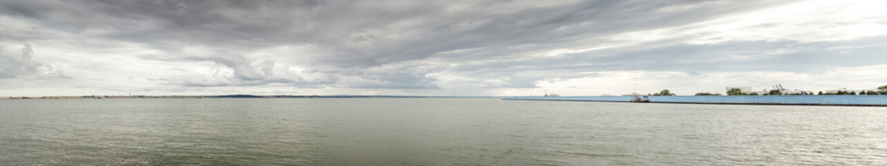 Naklejka premium canvey island seascape