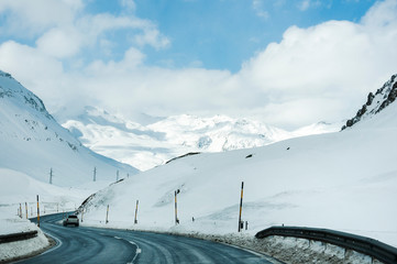 Bivio, Julierpass, Passstrasse, Bergstrasse, Strassendienst, Passh&ouml;he, Engadin, Alpen, Piz Turba, Piz Platta, Parc Ela, Winter, Winterwanderweg, Wintersport, Graub&uuml;nden, Schweiz