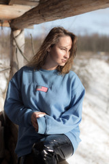 Obraz premium portrait of a woman in winter