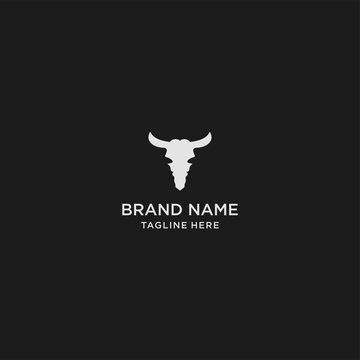 Head Bull logo template design in Vector illustration 