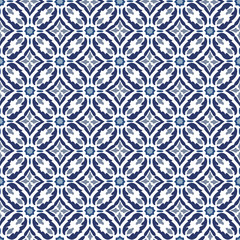 Fototapeta premium Hand drawn stars shaped Moroccan seamless pattern for Ramadan Kareem greeting cards, islamic backgrounds, fabric, web banners. Portuguese azulejos tile design. Decorative vector illustrations