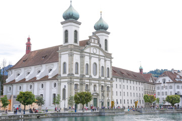 Obraz premium Lucerne, swiss city on the lake, in a cloudy day