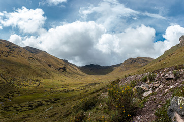  sky and mountains beautiful vegetation