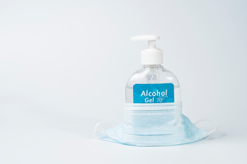 Gel Hidroalcohólico para limpiarse las manos y evitar el contagio del coronavirus y covid-19