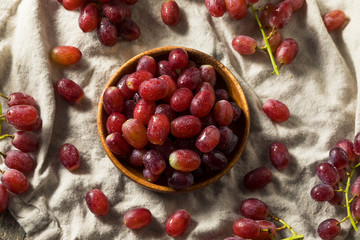 Raw Organic Red Grapes