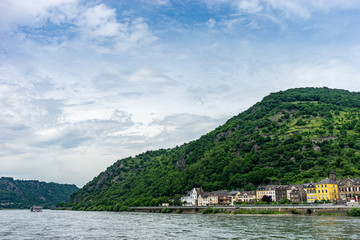 Naklejka premium Niemcy, romantyczny rejs po Renie, duży zbiornik wodny