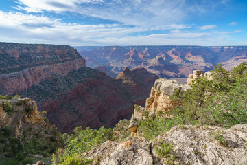 hiking the rim trail in grand canyon national park, arizona, usa