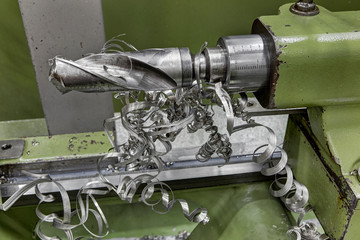 industrial metalworking cutting process by milling cutter