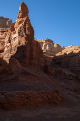 Fototapeta na wymiar Red cliffs of Khermen Tsav canyon
