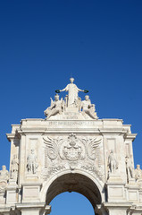 Fototapeta na wymiar Top of the Augusta street arch