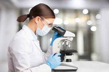 Microscope.