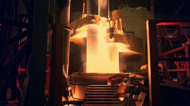 Heavy manufacturing metallurgy machines , metal steel