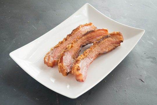 Torrezno on plate