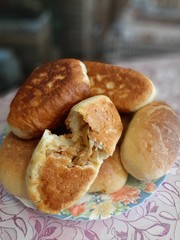 hot cross buns in basket