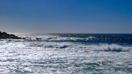 Der rauhe Atlantik am Fischerdorf El Cotillo 