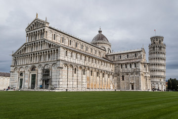 Fototapeta na wymiar Piazza dei Miracoli in Pisa, Italy