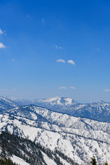 Fototapeta premium 会津駒ヶ岳から見た至仏山