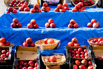 Melagana frutti rossi bancarella