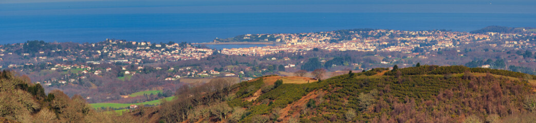 Obraz premium Txingudi bay panoramic view