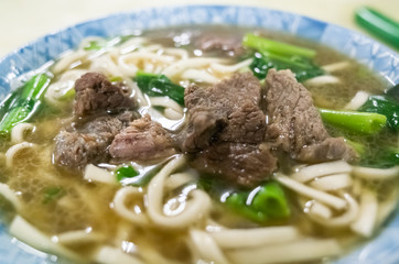 clear stewed beef noodle soup