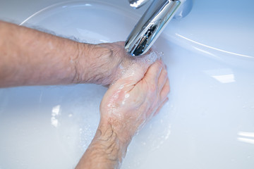 ..Hände waschen, Handhygiene, Symbolbild, 11.03.2020