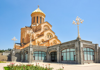 Fototapeta na wymiar Holy Trinity Cathedral (Sameba) of Tbilisi, Georgia