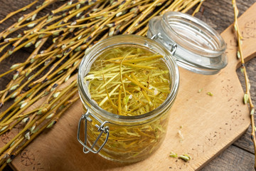 Preparation of herbal tincture from white willow bark in a jar