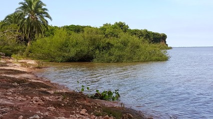 agua río piedras árboles naturaleza