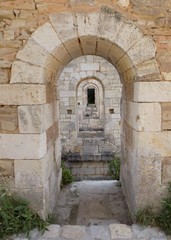 Fototapeta na wymiar entrance to castle