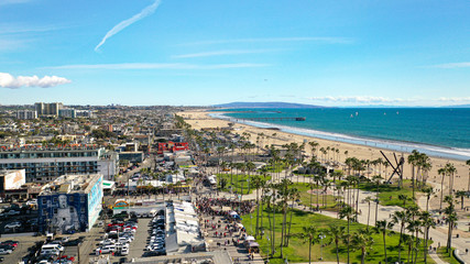 Obraz premium Aerial Photography of Venice Beach, Los Angeles, California