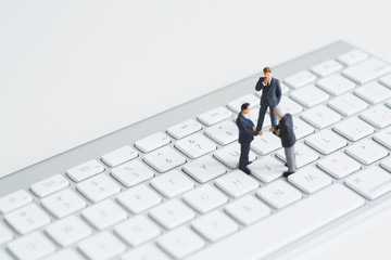 ミニチュア　ビジネス