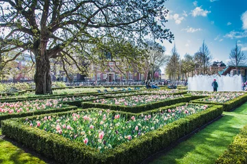Fotobehang The Rijkmuseum and its gardens and its surroundings in Amsterdam © navarro raphael