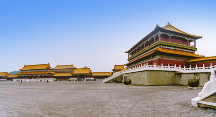 Fototapeta na wymiar Chinese Asian ancient architecture