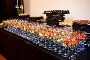 Catering. Food and drinks for parties, corporate parties, conferences, forums, banquets.