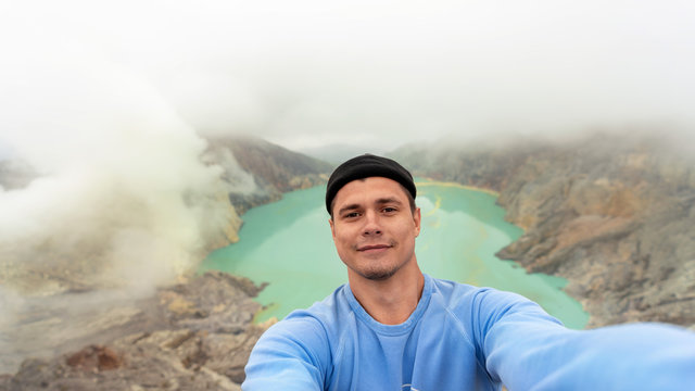 The selfie of the guy on the ijen sulphuric acid lake Indonesia