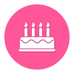 Geburtstagskuchen mit vier Kerzen in einem pinken Kreis