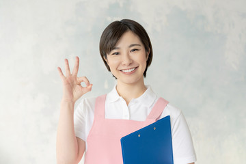 OKする保育士　介護士
