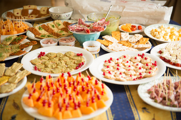 brunch in restaurant