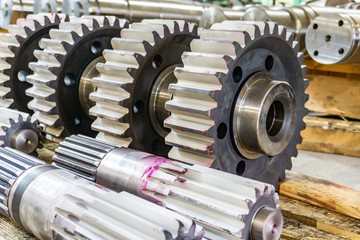 Shaft gear at the assembly site, tooth cutting, gear cutting production on CNC machines.