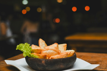 Porção de pasteis